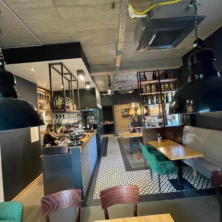 Hotel Am Stadion Vanino Cucina Italian Bielefeld Ngoại thất bức ảnh