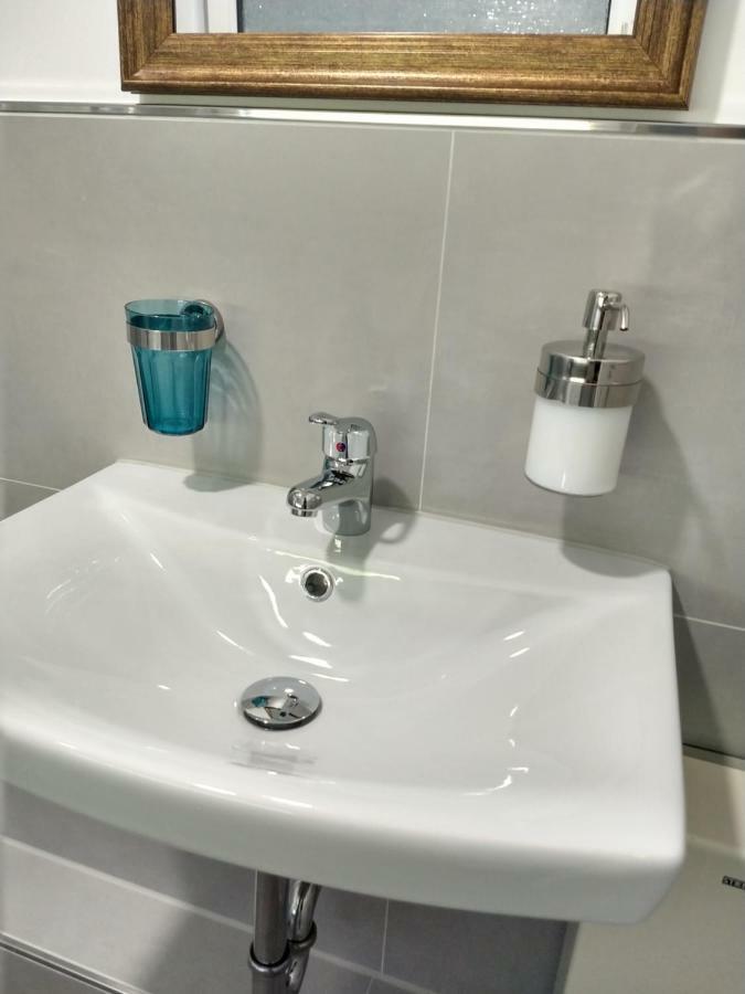 Hotel Am Stadion Vanino Cucina Italian Bielefeld Ngoại thất bức ảnh